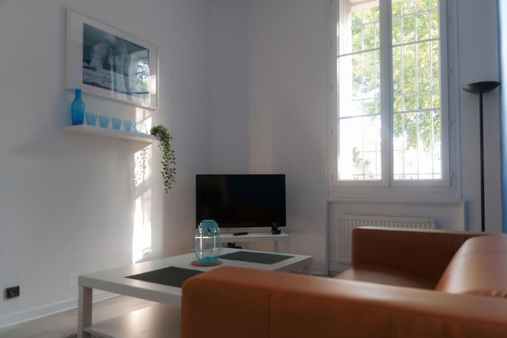Emile Zola - Grand Appartement Proche Gare Et Polygone - Parking Gratuit- Безье Экстерьер фото